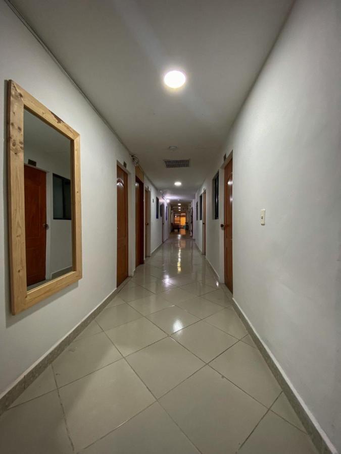 Poblado Living Hotel Медельин Экстерьер фото