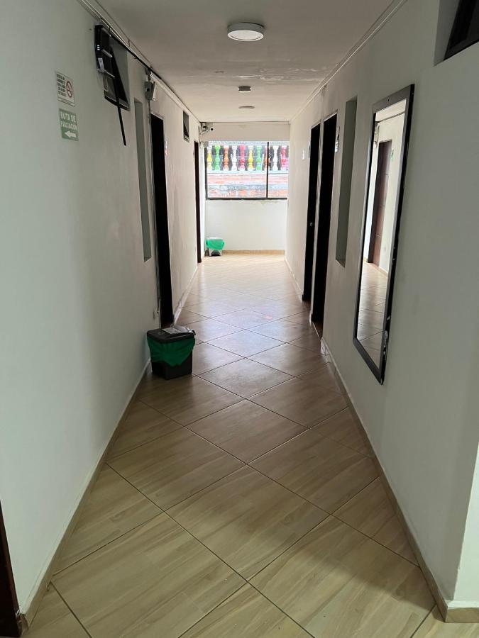 Poblado Living Hotel Медельин Экстерьер фото