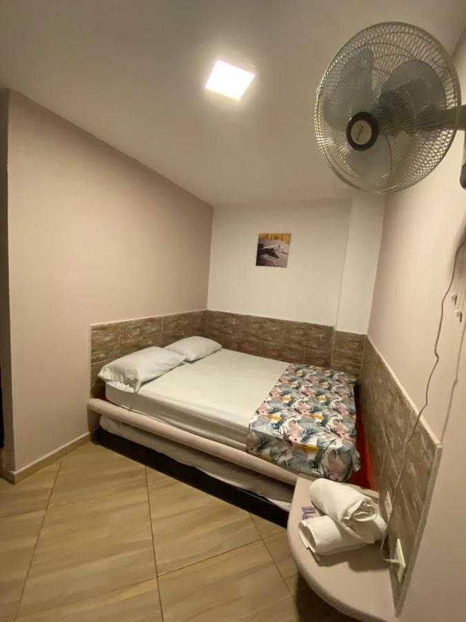 Poblado Living Hotel Медельин Экстерьер фото