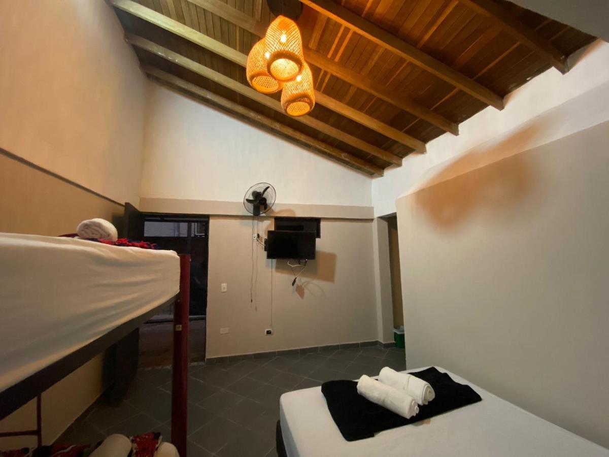 Poblado Living Hotel Медельин Экстерьер фото